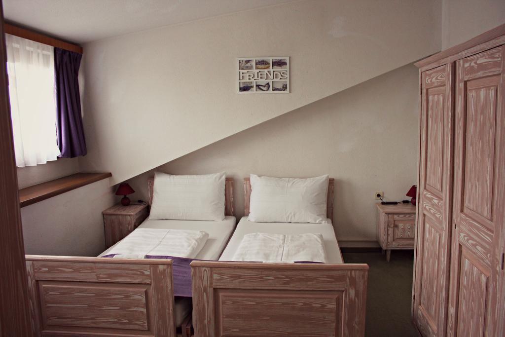 Haus Lavendel Hotel Осиах Екстериор снимка