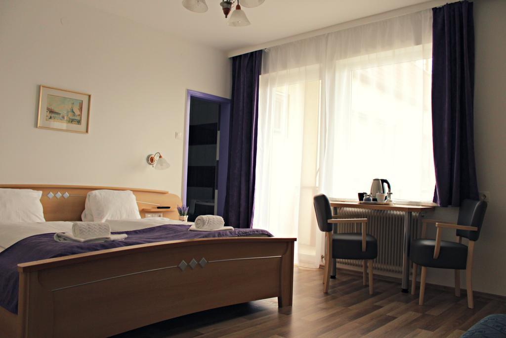 Haus Lavendel Hotel Осиах Екстериор снимка